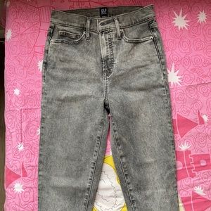 Gap brand new jeans